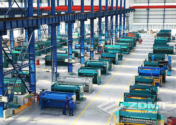 安徽中德机床股份有限公司装配车间